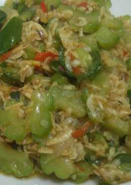 Oseng tumis pare udang rebon