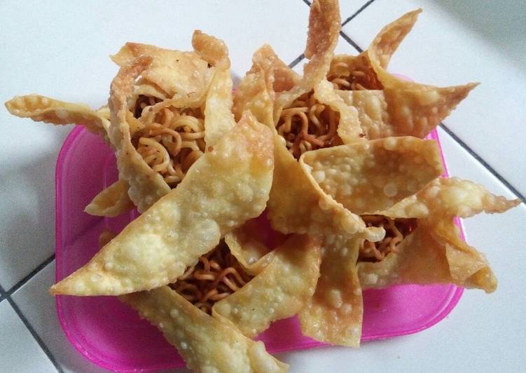 gambar untuk resep makanan Somay Goreng isi mie kriuk