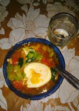 Mie instant telur pedas