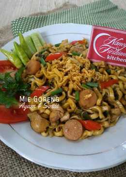 Mi Goreng Ayam & Sosis