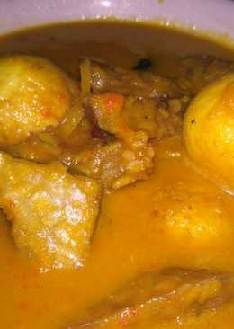 Telur bumbu pedas kuah santan