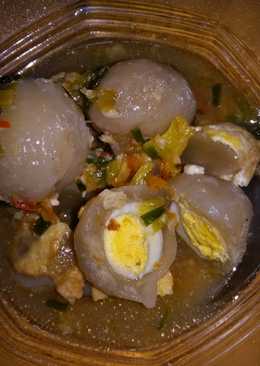 Cilok telur puyuh kuah pedes