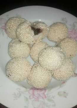 Onde onde coklat and keju