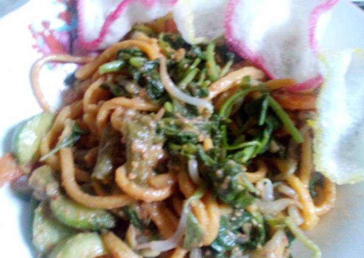 Pecal mie gomak foto resep utama