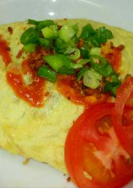 Mie goreng bungkus telur (omelet)