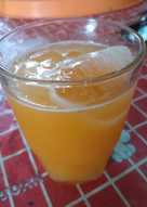 Jus Buah Nenas Wortel Lemon