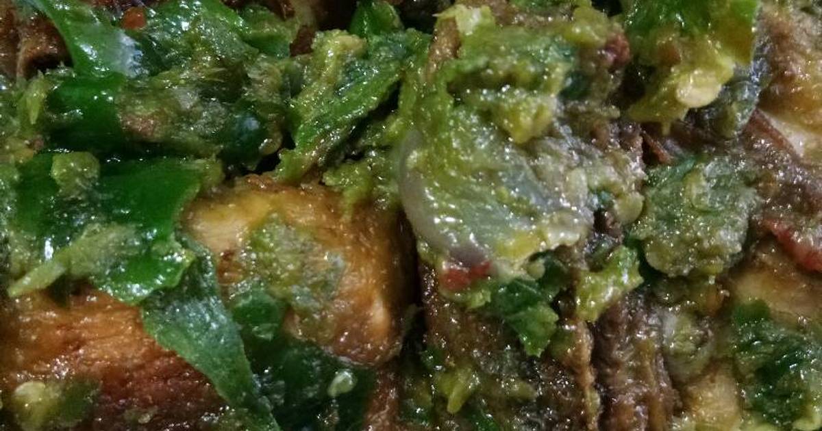 Resep Ayam  goreng cabe  ijo  nyumiii oleh acam acui Cookpad