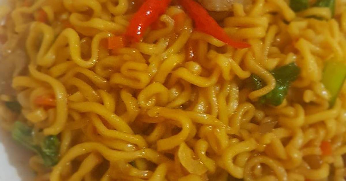 Resep Mie  goreng  bakso oleh Deanggana Cookpad