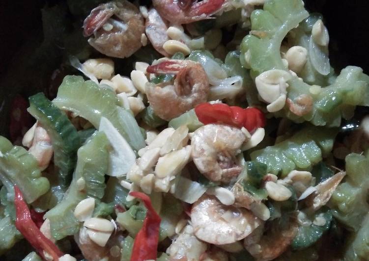 Resep Tumis Pare Udang Saori - Intan Gustika Sari