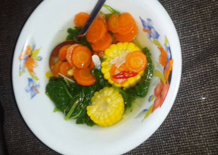 gambar untuk cara membuat Sayur Bening Bayam favorit Ibu Menyusui