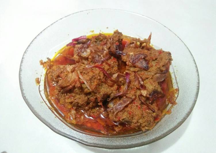 Resep Rendang Sapi khas Minang oleh Saras Liany - Cookpad