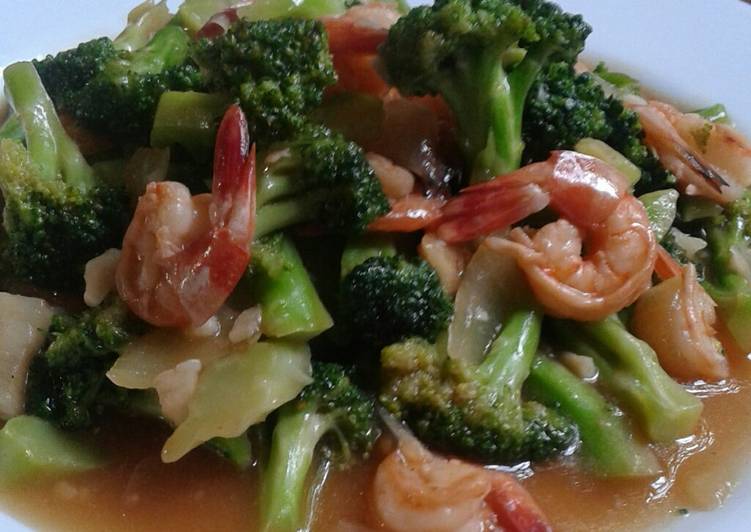  Resep Brokoli udang saus tiram oleh Lina Lutfiana Cookpad