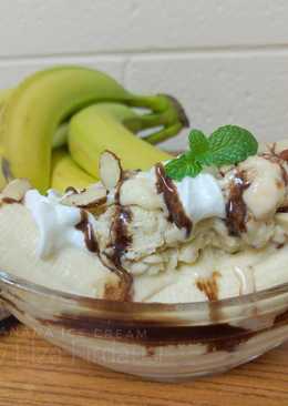 Banana Split with Homemade Banana Ice Cream