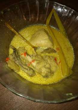 Opor Ayam | chicken braised in coconut milk | ala kakaminda