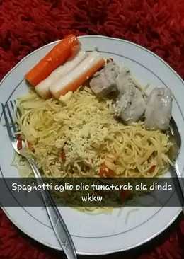 Spaghetti aglio olio tuna + crab stick