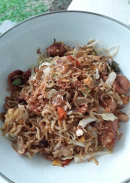 32. Mie Goreng Suka-suka