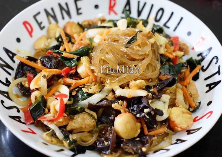 Resep Japchae korean noodles (soun goreng korea) oleh Liu 