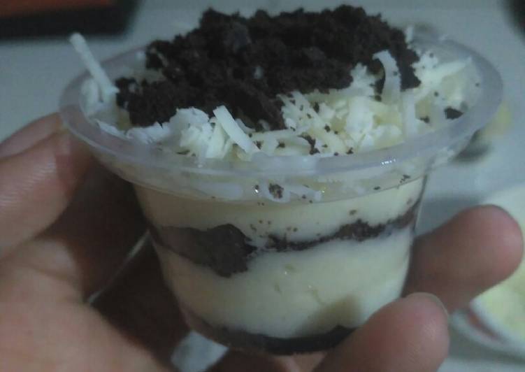 bahan dan cara membuat Oreo CheeseCake Lumer