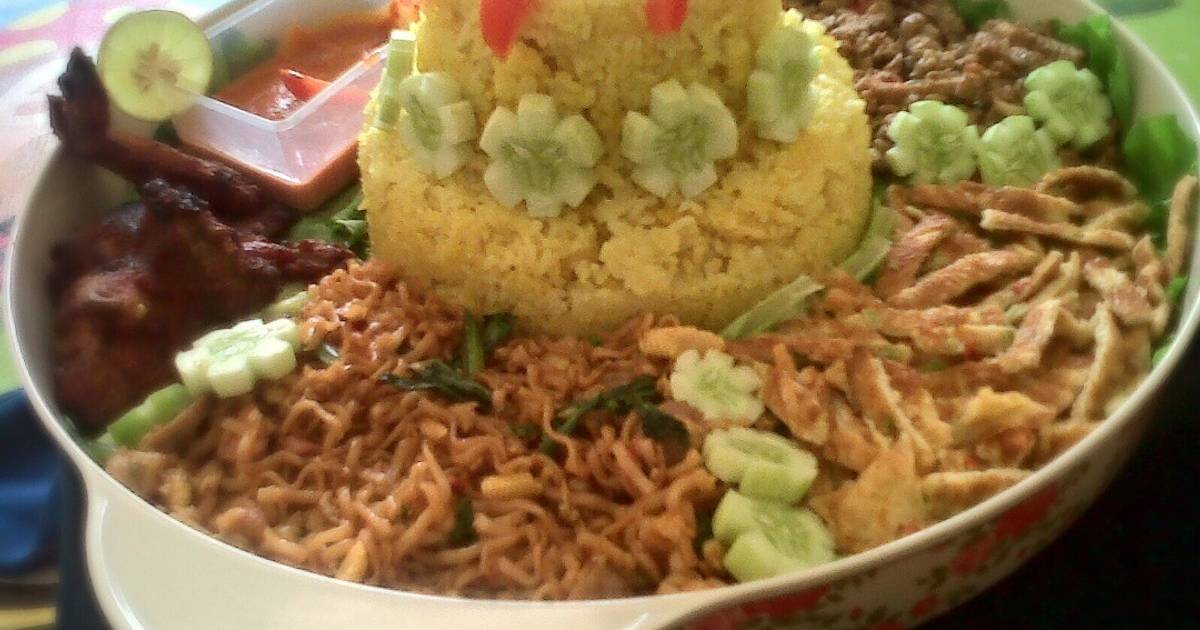 Resep Nasi kuning komplit Versi Rice Cooker oleh Elischa 