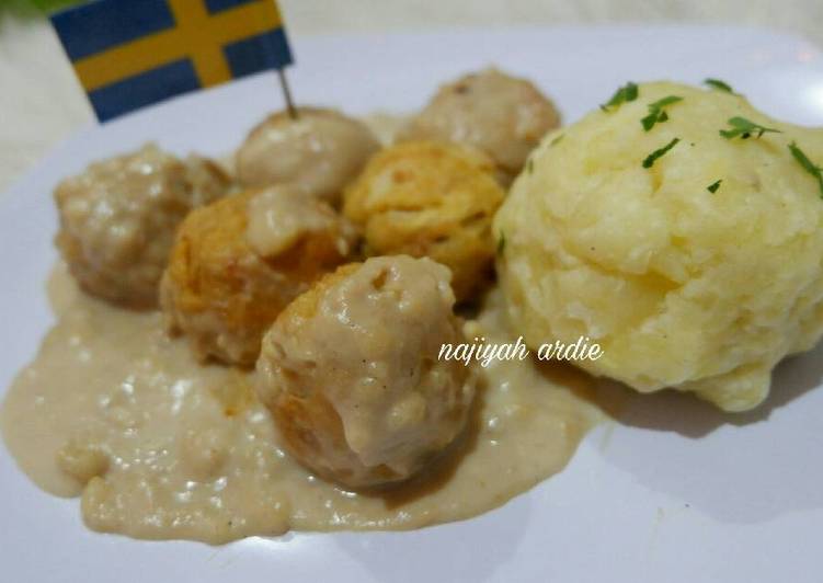 Resep Meat Ball ala Swedia KW (Tempe Ball - olahan tempe) Dari Najiyah
Ardie