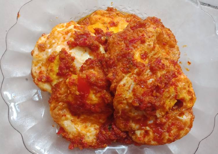 Resep Telur ceplok balado