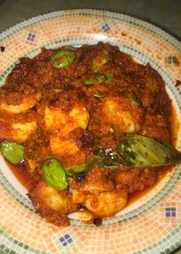 Sambal goreng udang pete