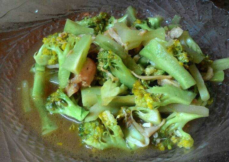 resep makanan Tumis Brokoli Udang Ayam Jamur