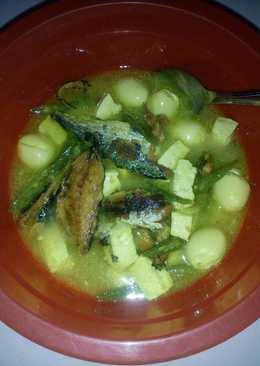 Pindang ikan campur telur puyuh dan tahu