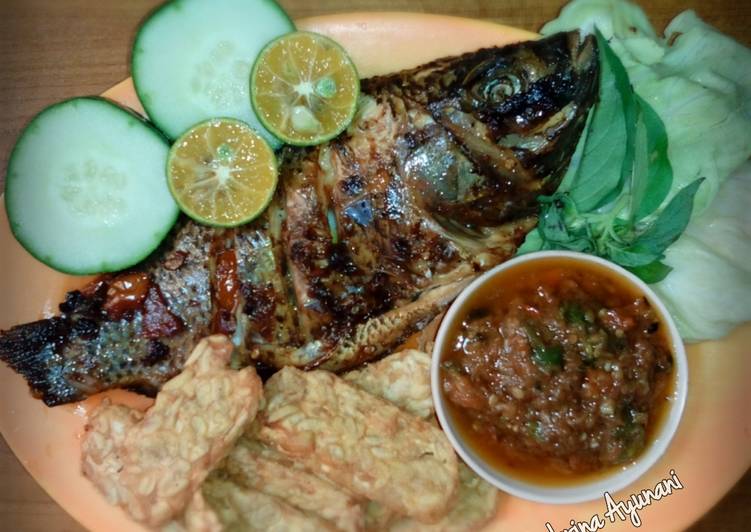 resep makanan Nila Bakar dengan Sambel ala Sari Laut