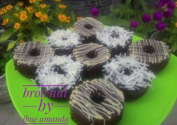 bahan dan cara membuat Brownat 'brownies donat'