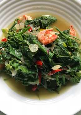 Tumis daun labu udang