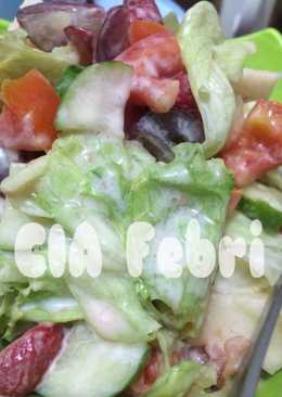 Salad buah saus youghurt