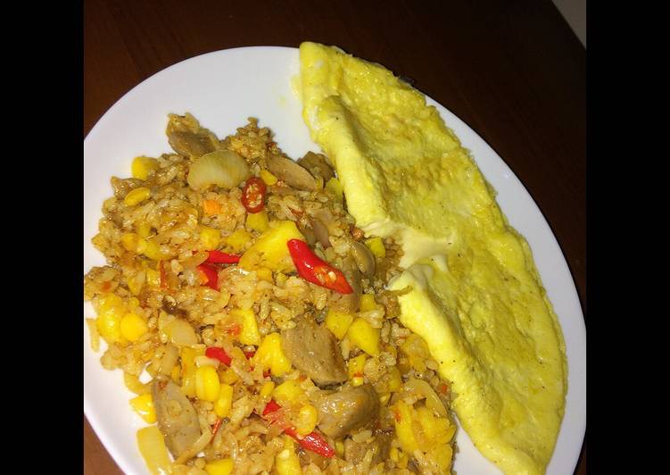 resep Nasi goreng nanas with omellete mozarella