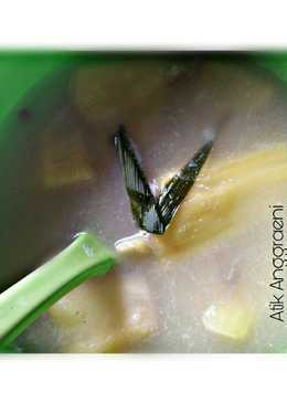 Kolak nangka, Kacang hijau