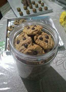 Choco chip peanut cookies