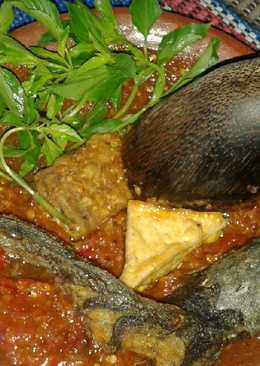 Pecel lele sambal trasi Lamongan