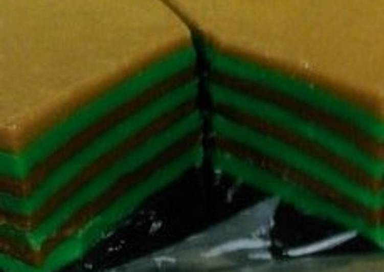 gambar untuk resep Kue Lapis Susu