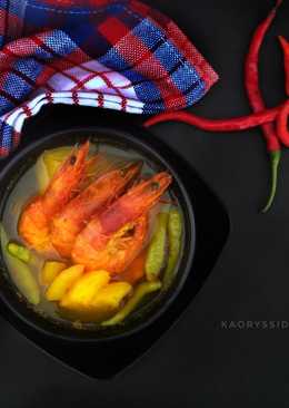 Lempah Kuning Udang Nanas