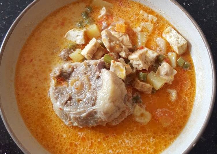 cara membuat Lontong sayur buntut