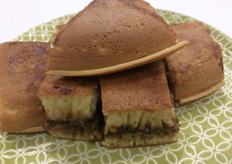 gambar untuk cara membuat Martabak Manis Simple (Pakai Teflon)