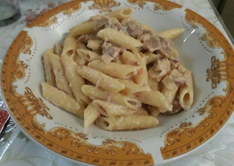 resep lengkap untuk Penne carbonara sauce