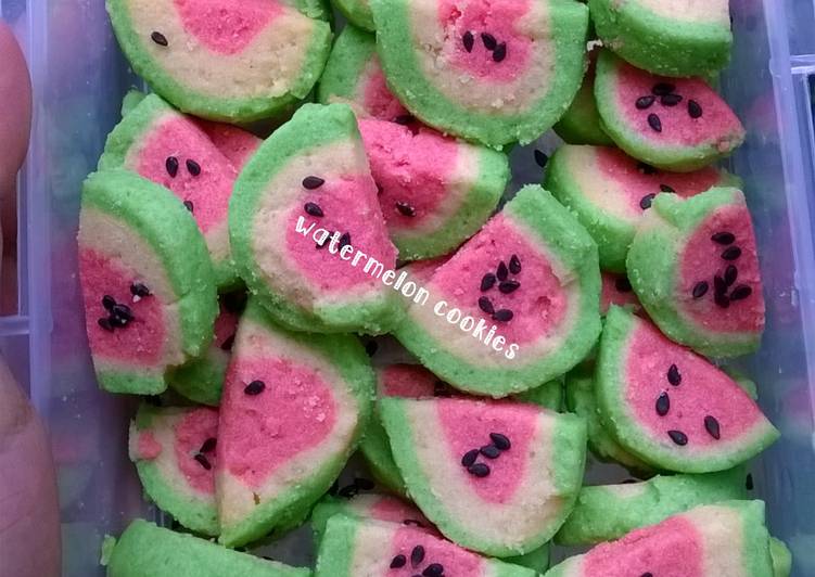 Resep Watermelon Cookies Kiriman dari Novia Diana Ayu Wulandari