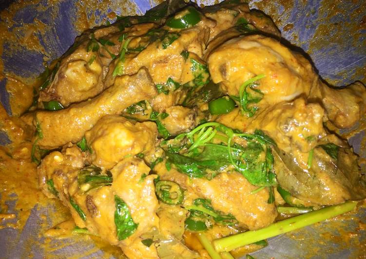  Resep Ayam Mercon Kemangi oleh Raesyafira Mauri Jasmine 