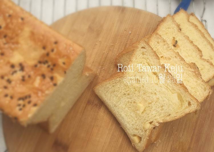 gambar untuk cara membuat Roti tawar dengan keju cube