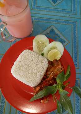 Ayam geprek sederhana