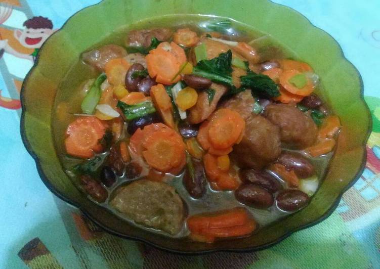 resep makanan Sayur Kamer WorBa (kacang merah,wortel,bakso) ala anak kost..??