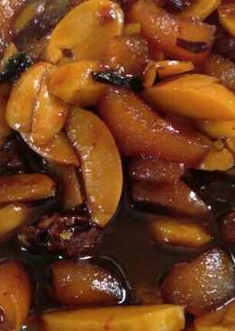 Semur kijeng (kikil jengkol)