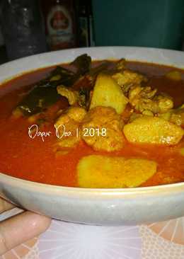 Gulai Ayam mix kentang bumbu padang