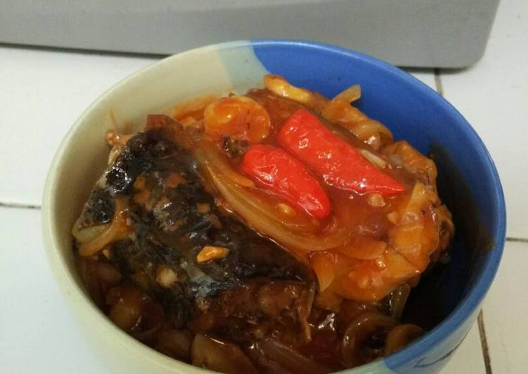 resep lengkap untuk Lele Jamur asam manis pedas