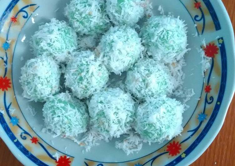 resep lengkap untuk Klepon Enak tidak lembek